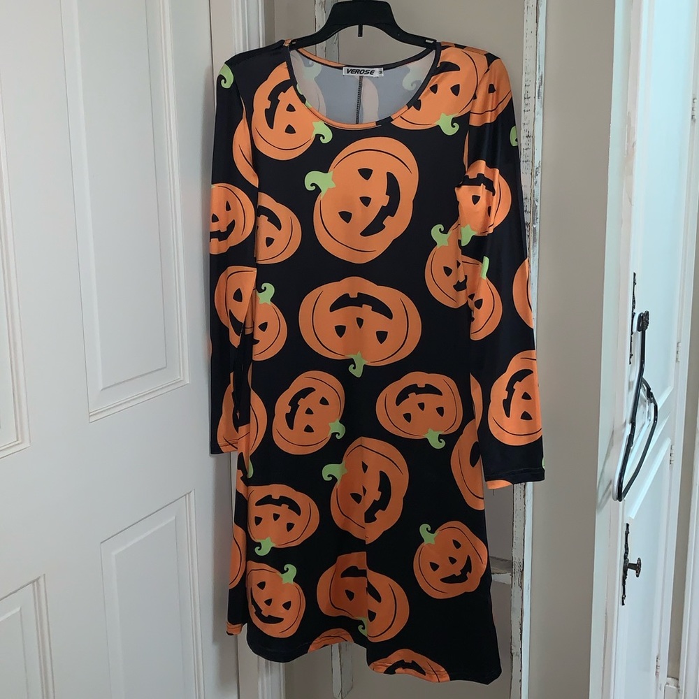 Women’s pumpkin Halloween jack o lantern dress
